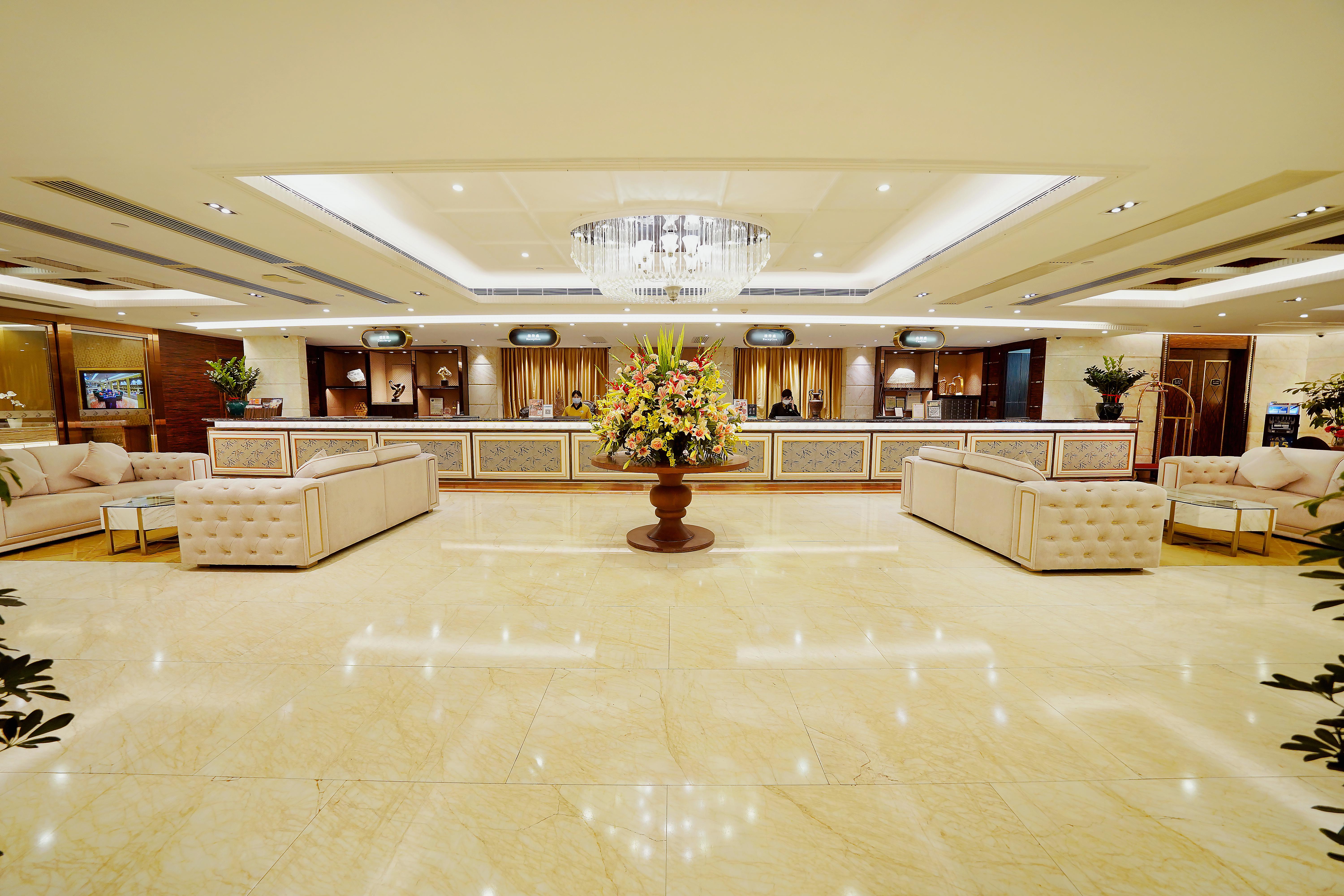 Grand Dragon Hotel Macau Exterior photo