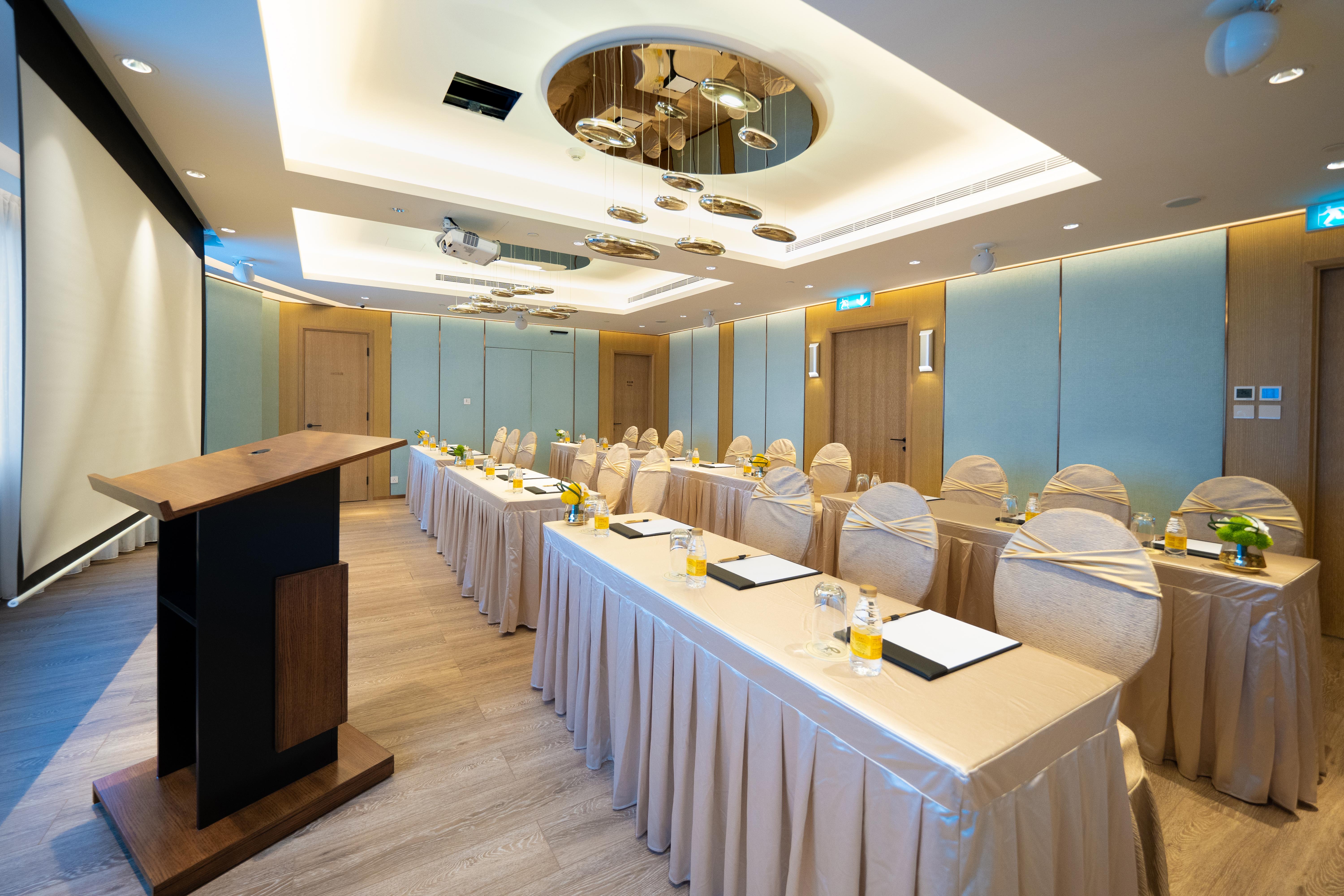 Grand Dragon Hotel Macau Exterior photo