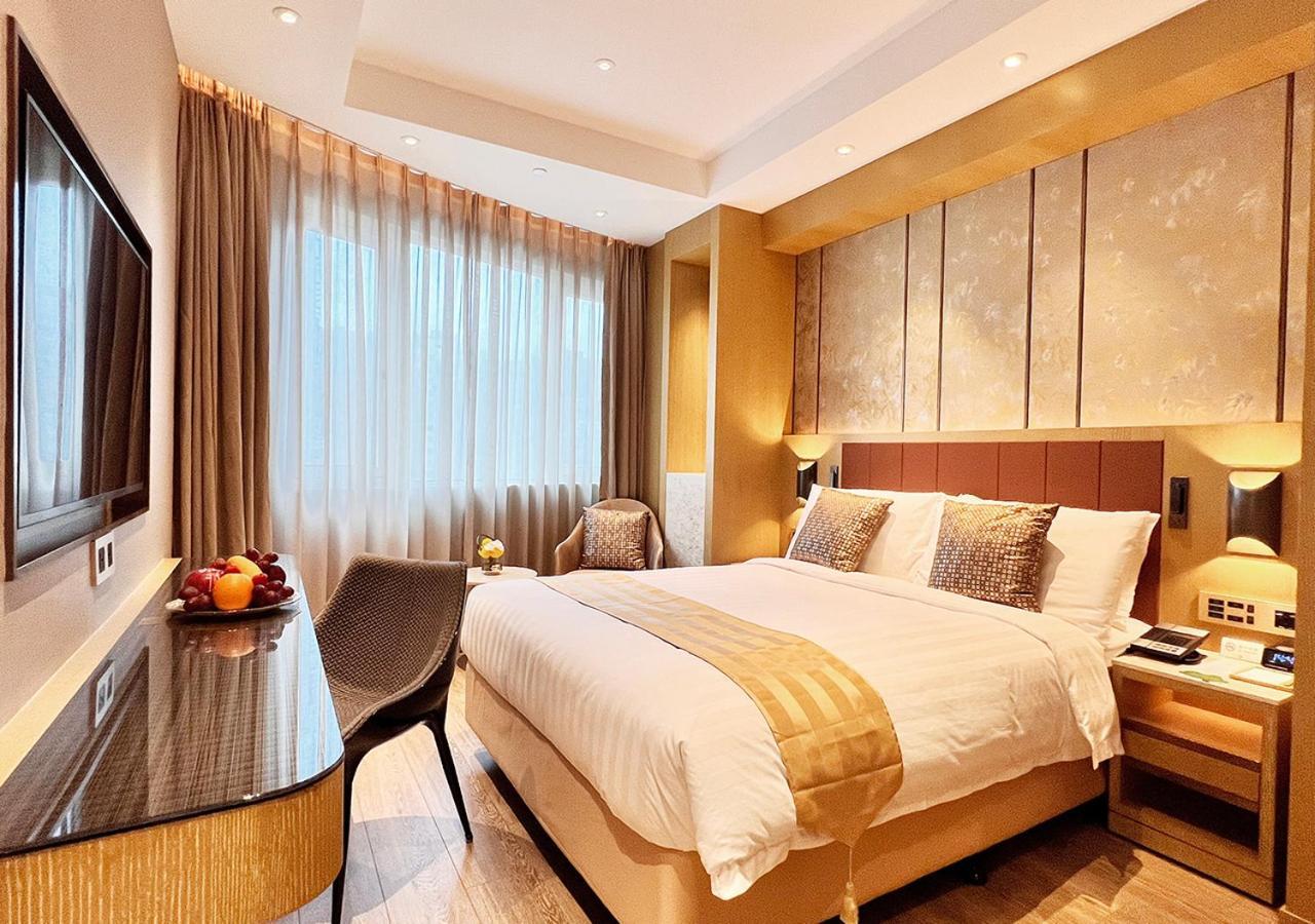 Grand Dragon Hotel Macau Exterior photo