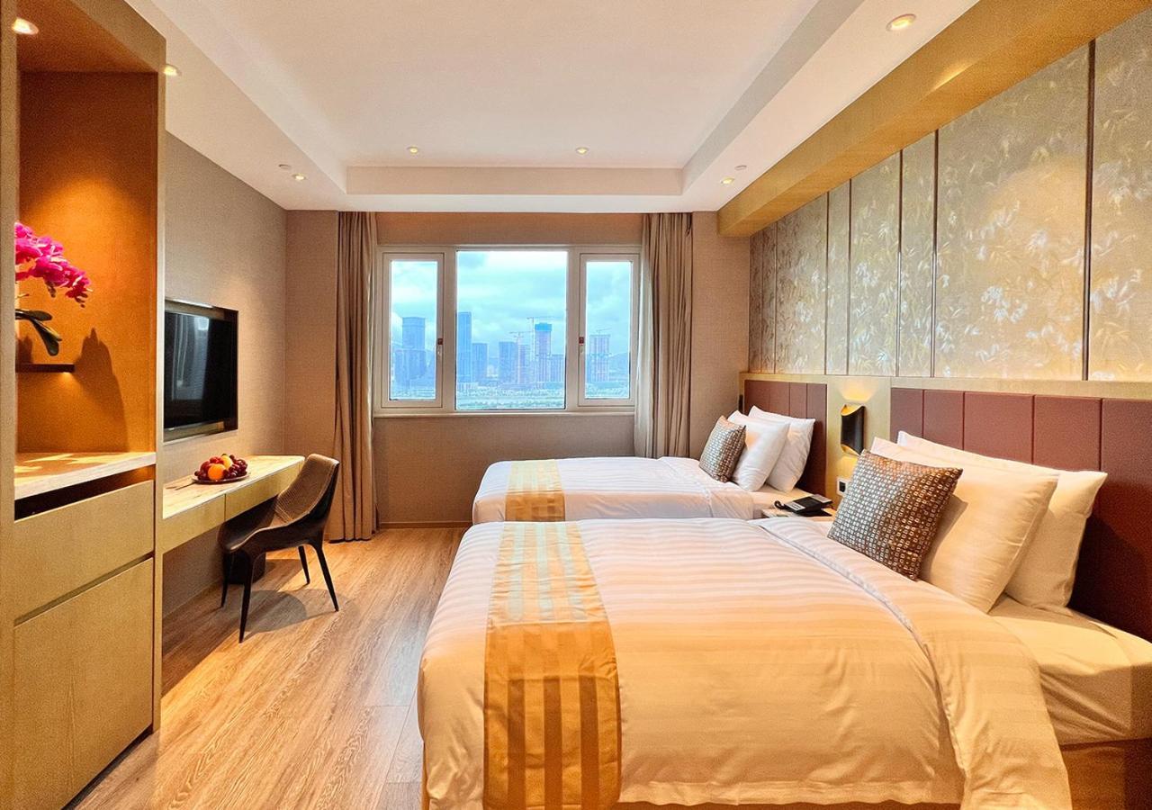 Grand Dragon Hotel Macau Exterior photo