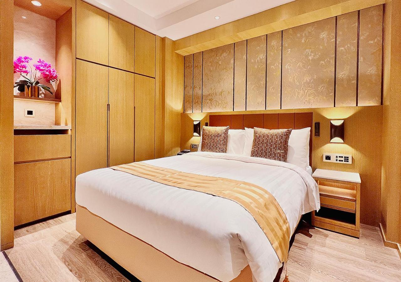 Grand Dragon Hotel Macau Exterior photo